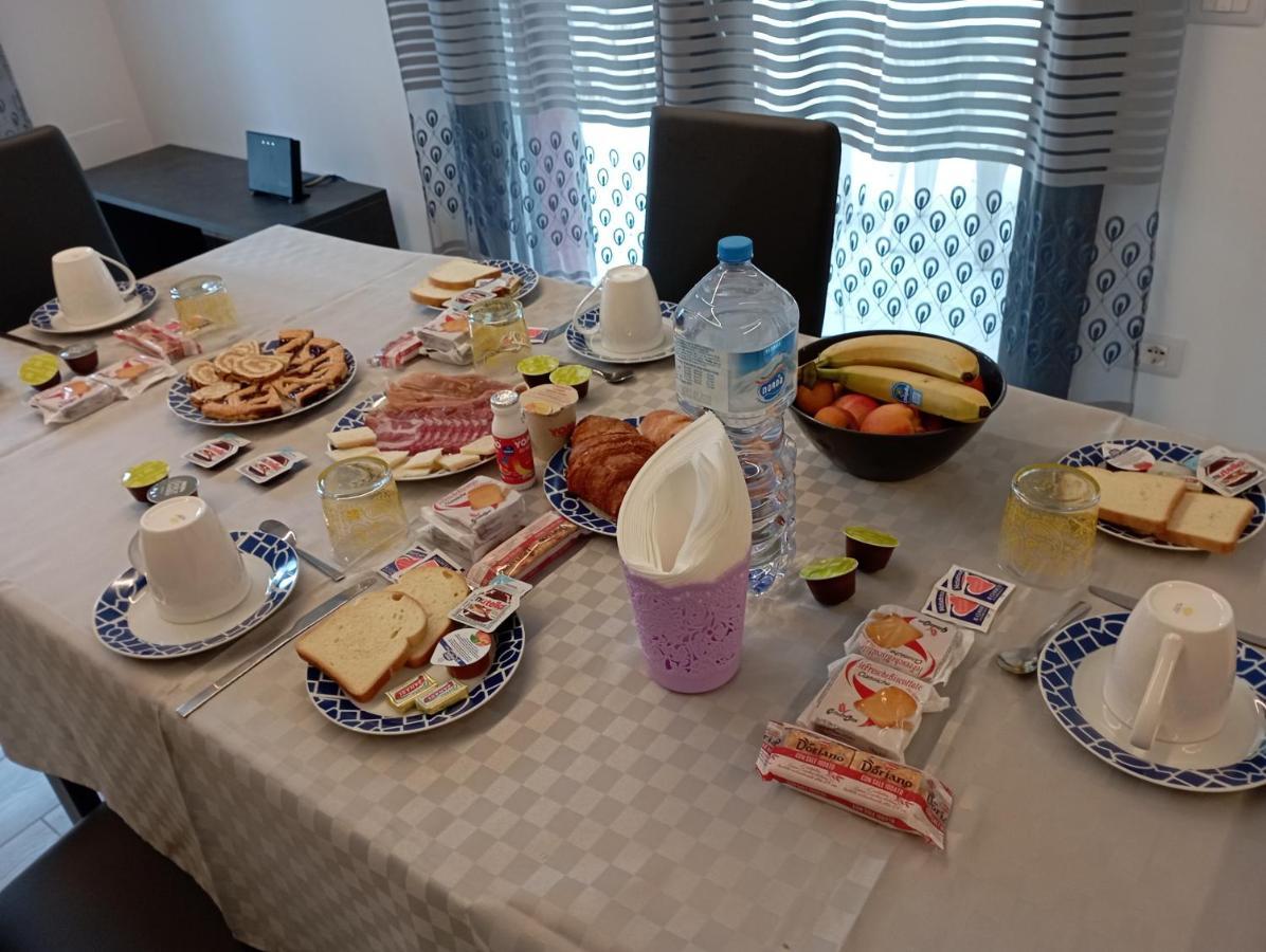 Mombaroccio B&B Profumo Di Gelsomino מראה חיצוני תמונה